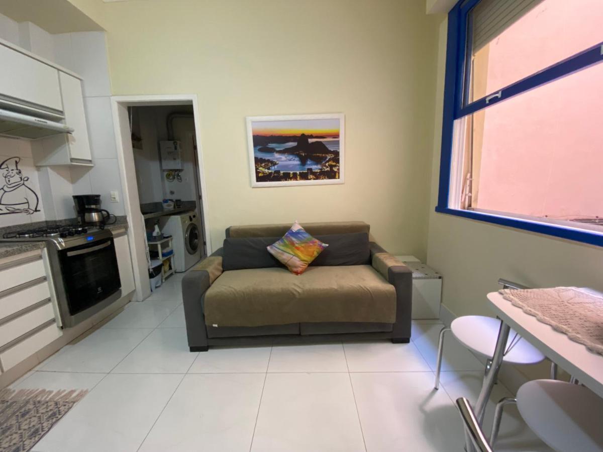 Copa Beach Home - Copacabana Posto 4 Quadra Da Praia Rio de Janeiro Exteriör bild
